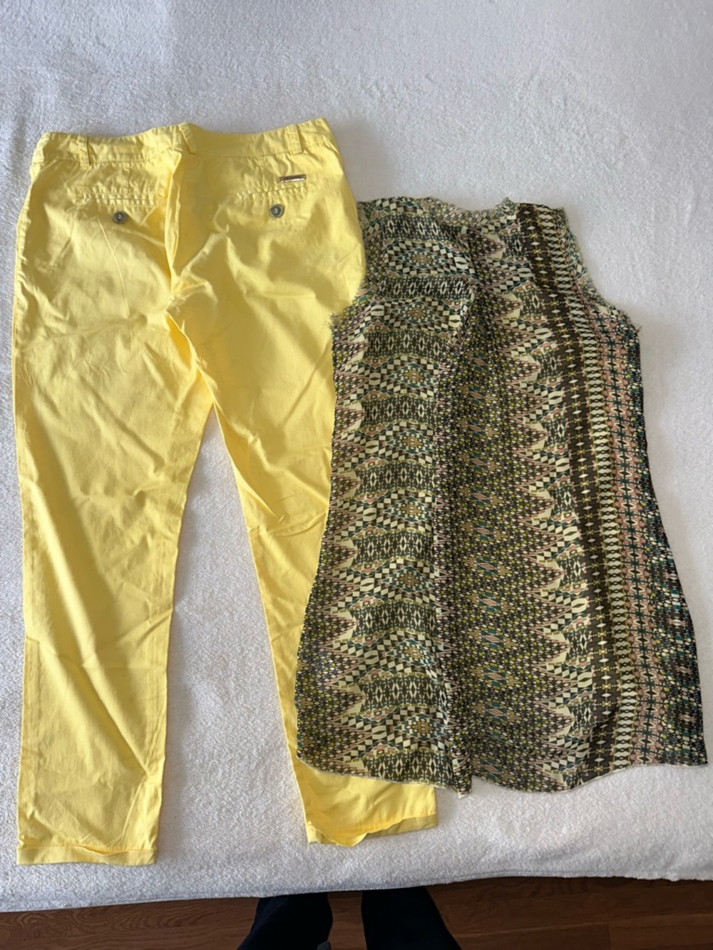Italian Chic Outfit – Stylish Lemon Matching Set 🇮🇹